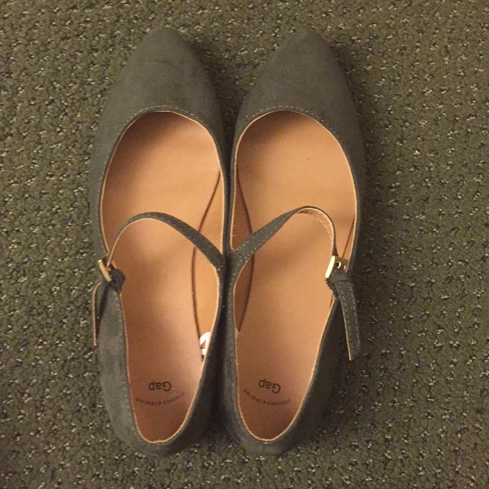 GAP green suede buckle flats